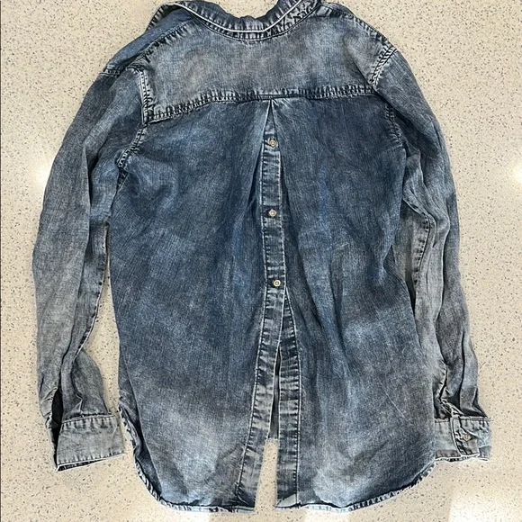 Cloth and Stone Denim Button-Up Shirt - Picture 2 of 8